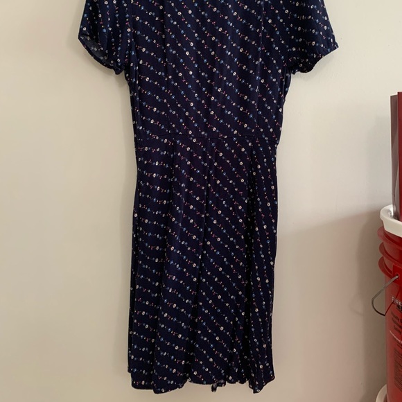 Floral Gap sleeved button up dress - Picture 2 of 2
